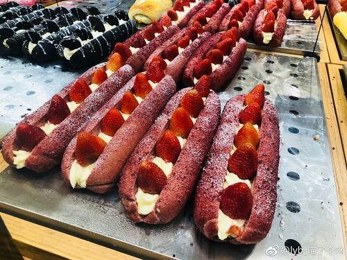 网红美食的由来,从街头小吃到网络爆款的演变之路